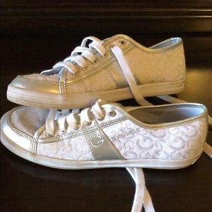 GUESS tennis shoes